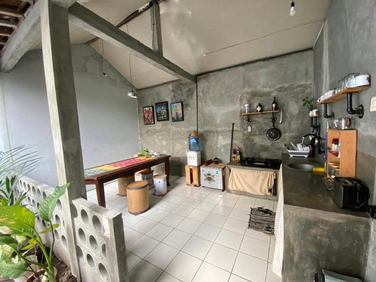 Reeneo Guesthouse Yogyakarta Eksteriør billede